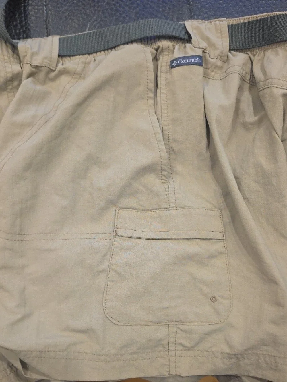 Columbia Women Tan Elastic Waist Outdoor Shorts with Integrated Belt